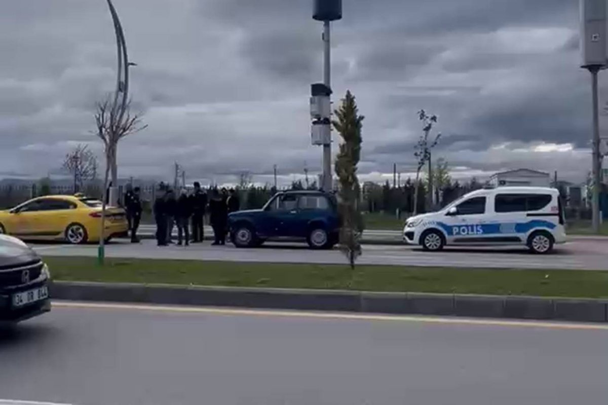 Malatya'da sürücülerin kavgası kamerada