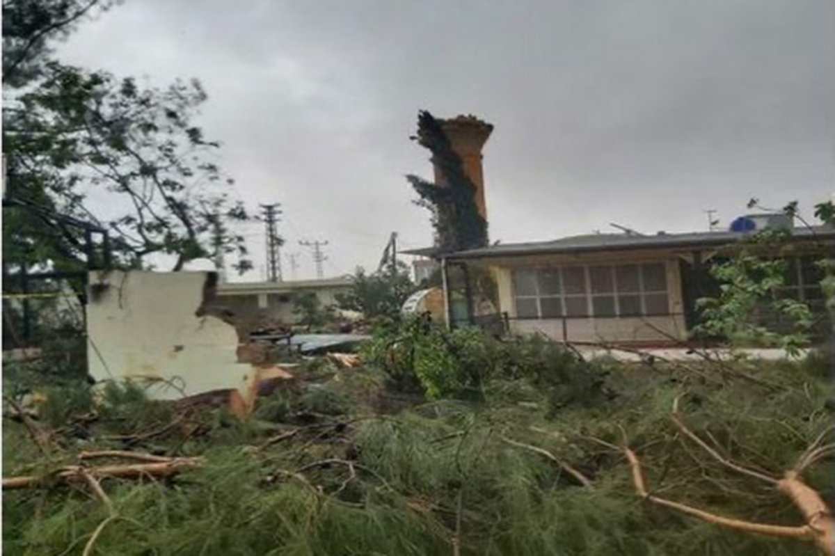 Gaziantep'te fırtına nedeniyle 26 cami ve Kur'an kursu hasar gördü