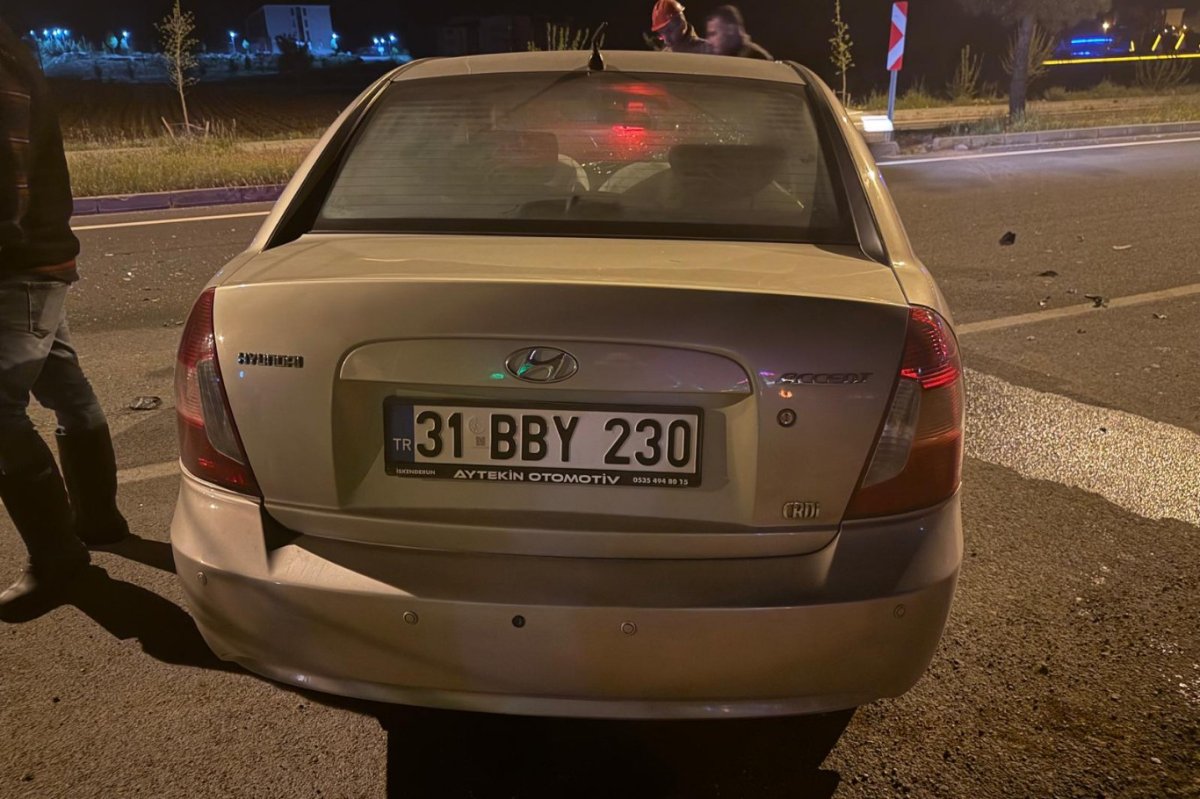 Mardin’de minibüs ile otomobil çarpıştı: 8 yaralı