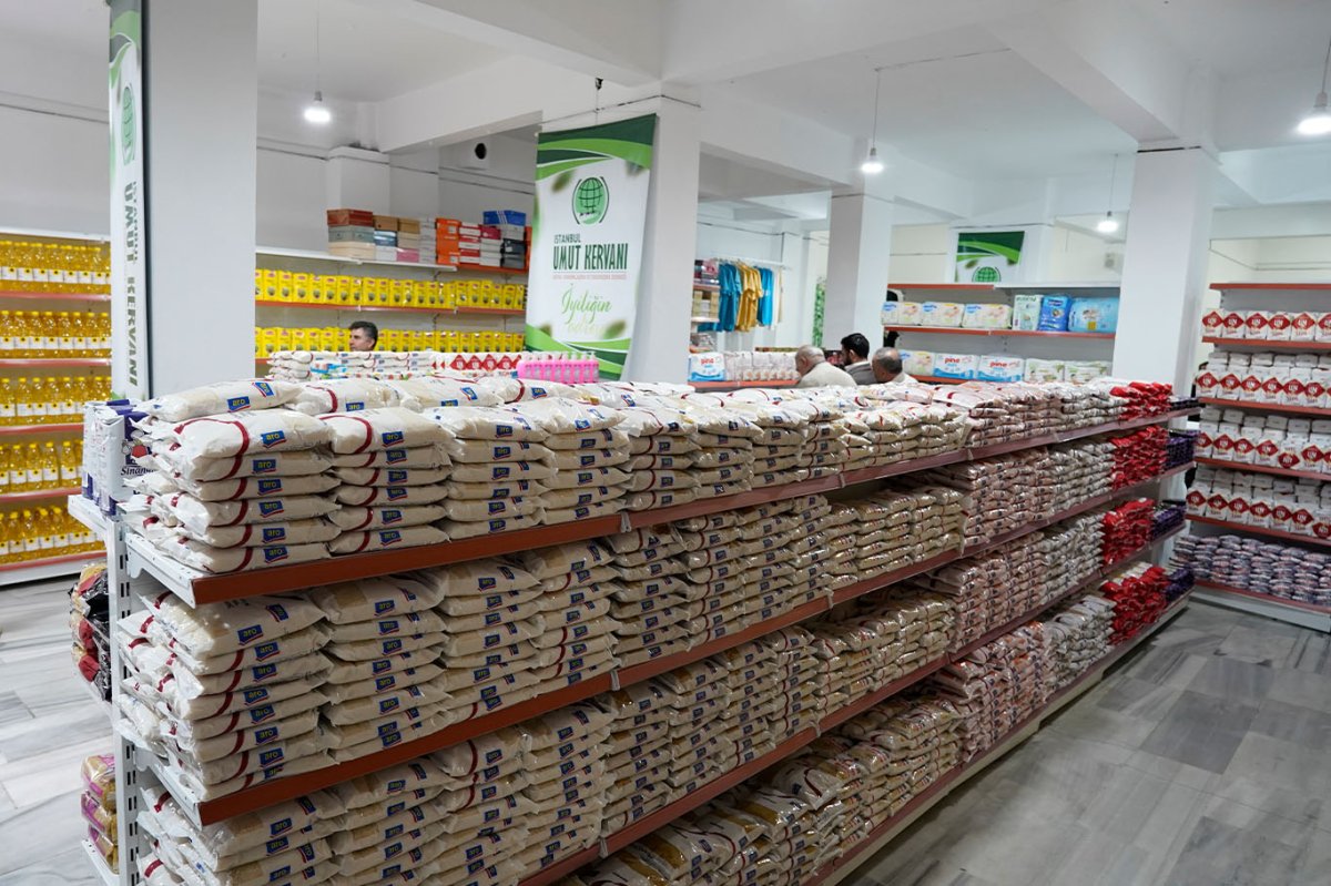 Umut Kervanı'ndan Bağcılar'da sosyal market