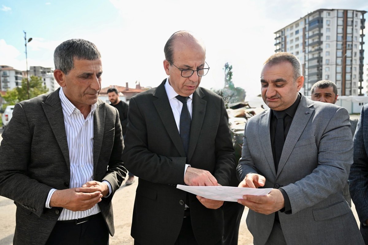 Yeşilyurt Belediyesinden yıkım ve düzenleme çalışmaları