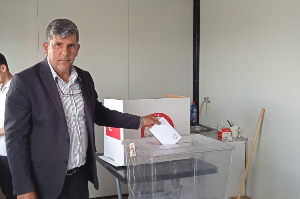 HÜDA PAR Nurdağı İlçe Kongresi'nde mevcut başkan güven tazeledi