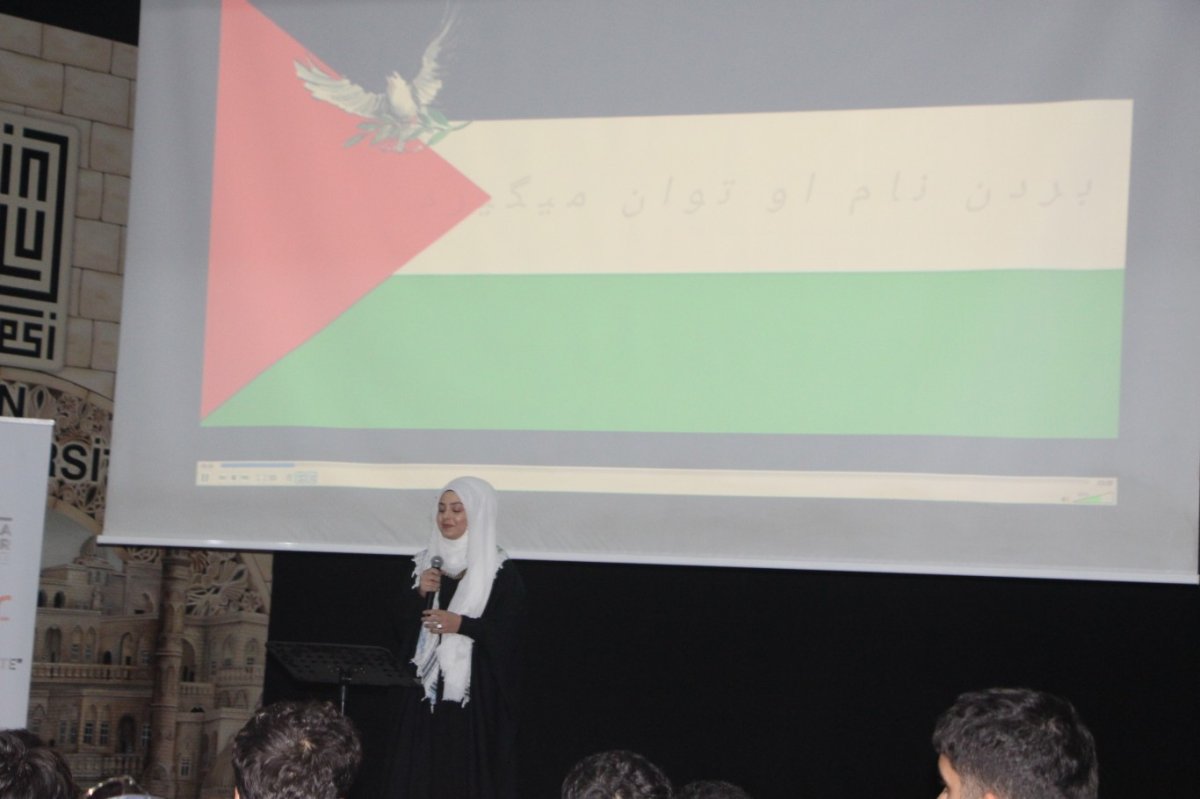Mardin'de Gazze temalı şiir dinletisi ve konuşmalar gerçekleştirildi