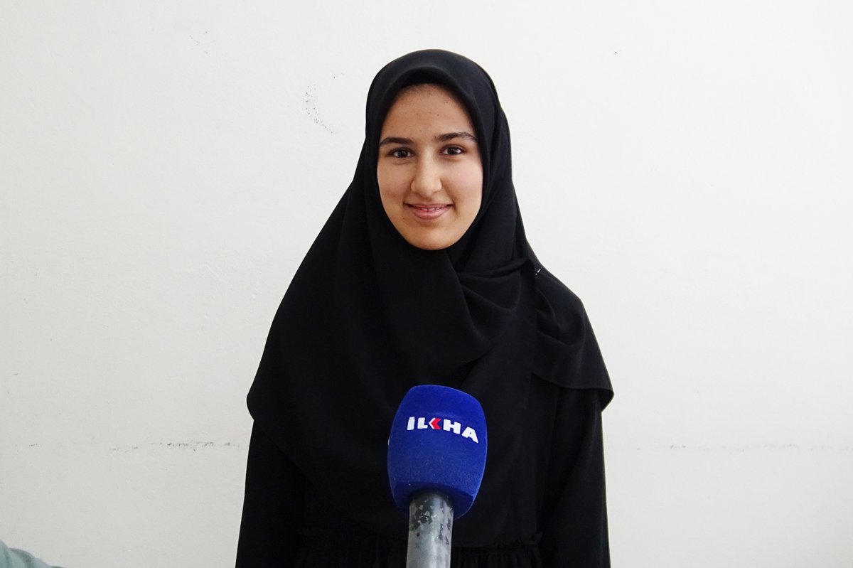 13 ayda tamamladığı hafizeliğini 15 saatte taçlandırdı