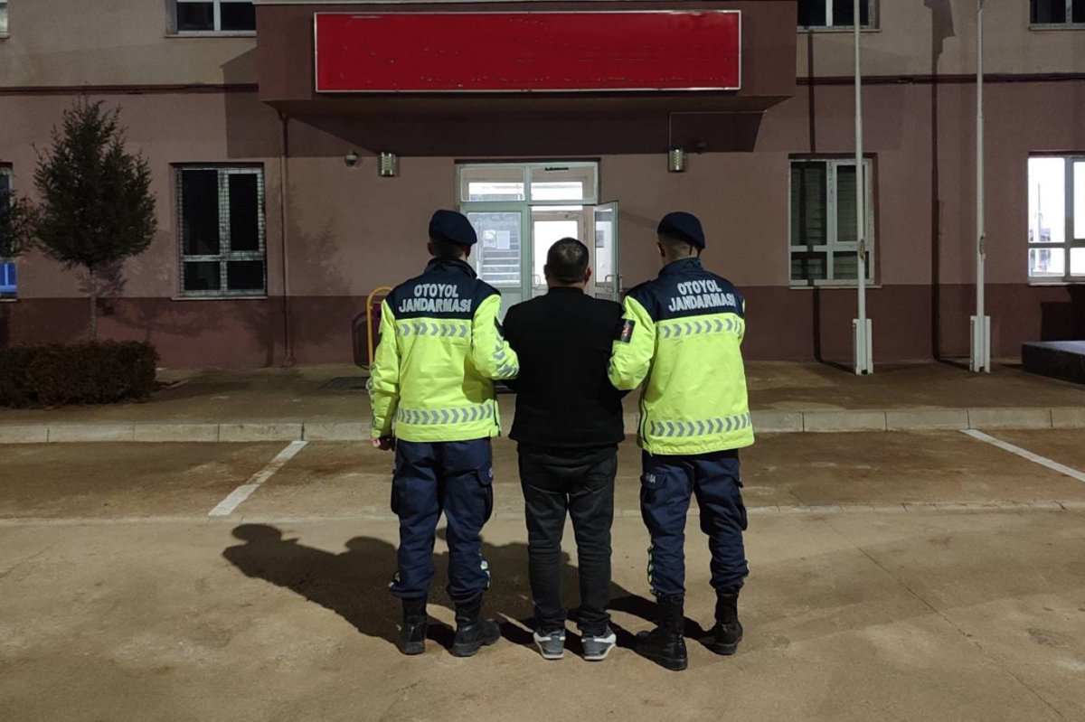 Gaziantep'te maddi hasarlı kaza sonrası kavga: 4 gözaltı
