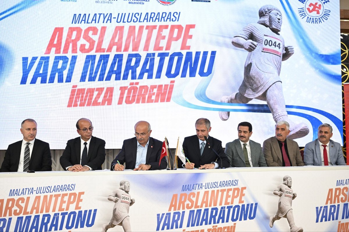 Arslantepe Yarı Maratonu'nun protokolü imzalandı