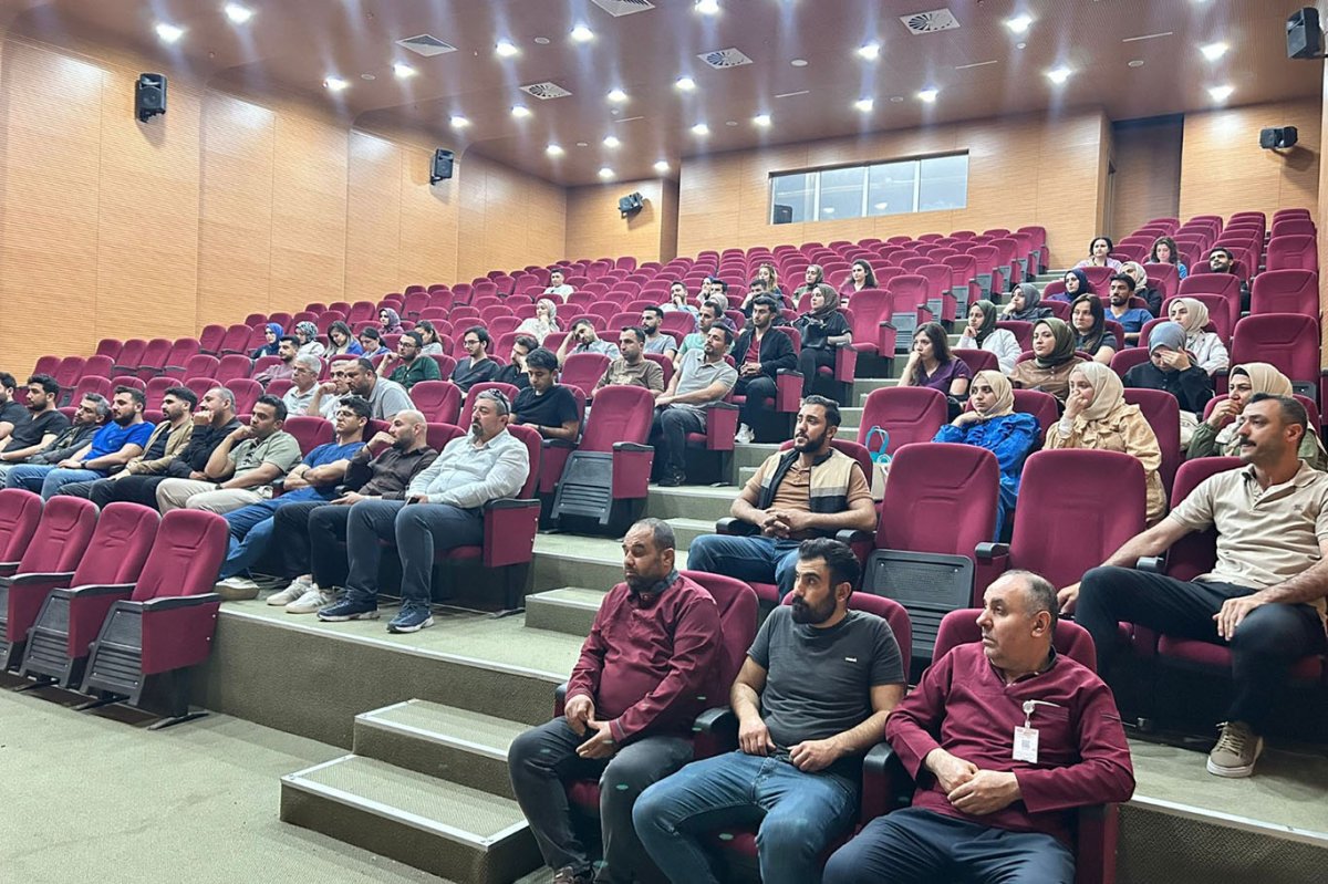 Haliliye Ağız ve Diş Sağlığı Hastanesi personeline ilk yardım eğitimi verildi