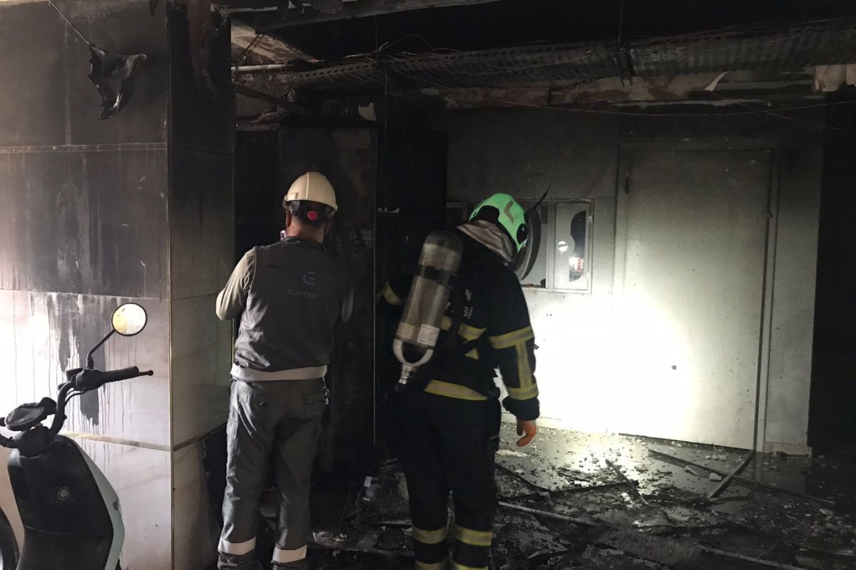 Mardin'de apartmanda çıkan yangında 6 kişi dumandan etkilendi