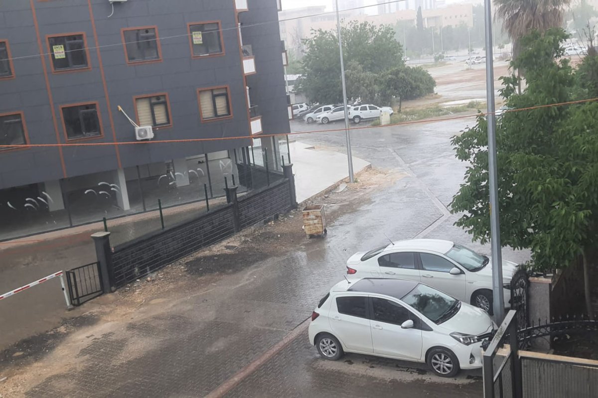 Şanlıurfa’da sağanak yağış etkili oldu