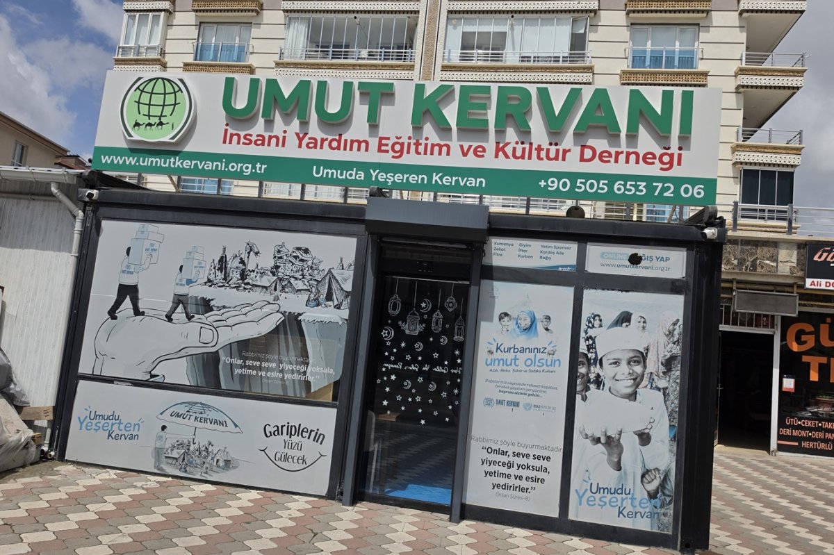 Umut Kervanından Ankara'da ihtiyaç sahibi ailelere bayram desteği