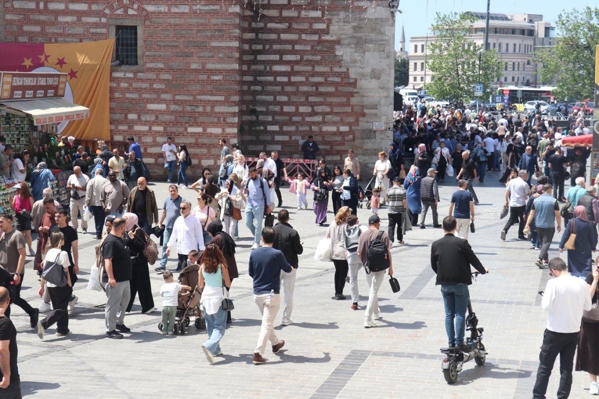 Eminönü'nde bayram yoğunluğu