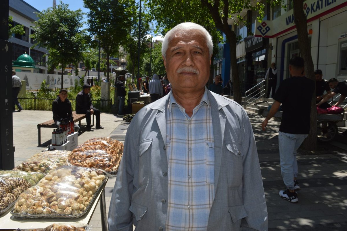 Siirt’te bayram alışverişi yoğunluğu: Vatandaş fiyatlardan, esnaf satışlardan şikâyetçi