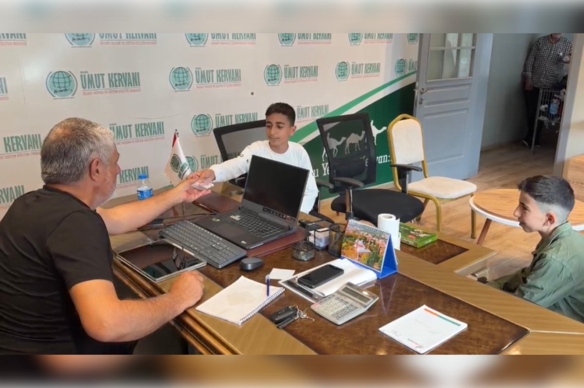 Minik yüreklerden Gazze’ye limonata gelirli destek