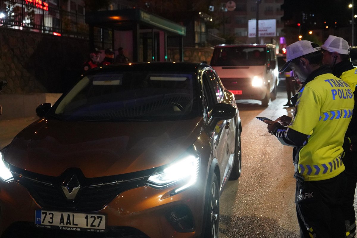 Şırnak’ta bin 800 polisle “Huzur Şırnak” uygulaması yapıldı