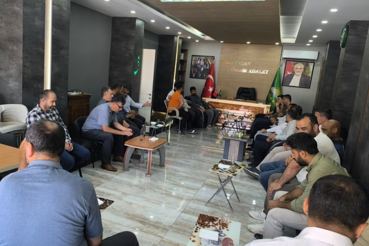 HÜDA PAR Mersin İl Başkanlığı’nda bayramlaşma programı düzenlendi