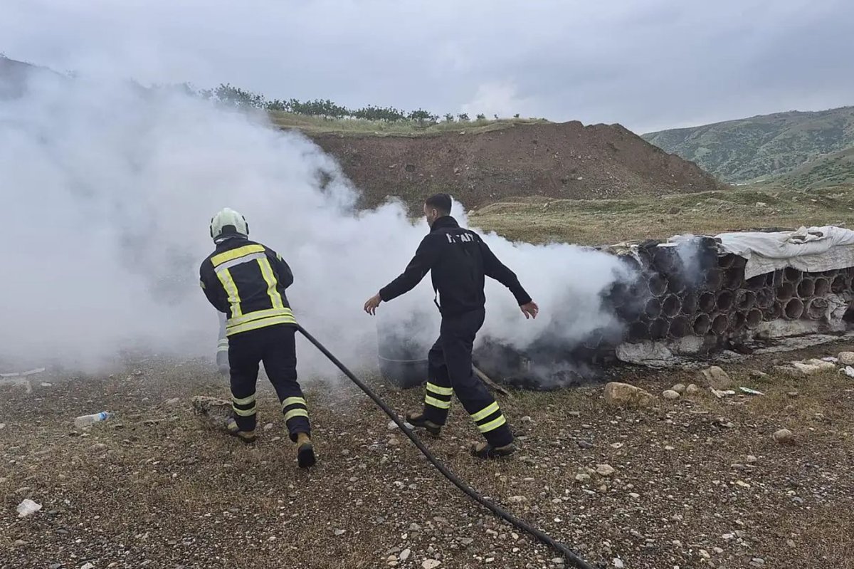 Siirt’te arı kovanlarında çıkan yangın maddi zarara yol açtı