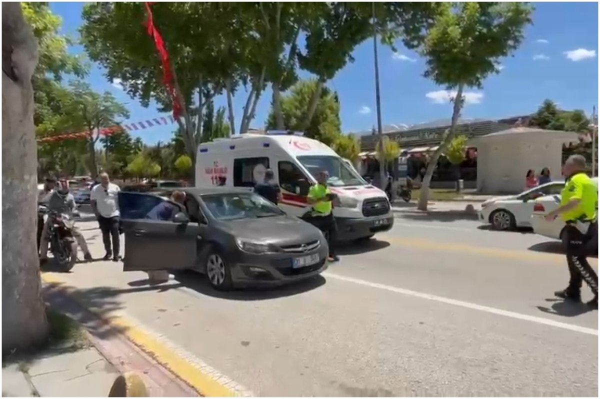 Malatya'da otomobilin çarptığı yaşlı adam ağır yaralandı