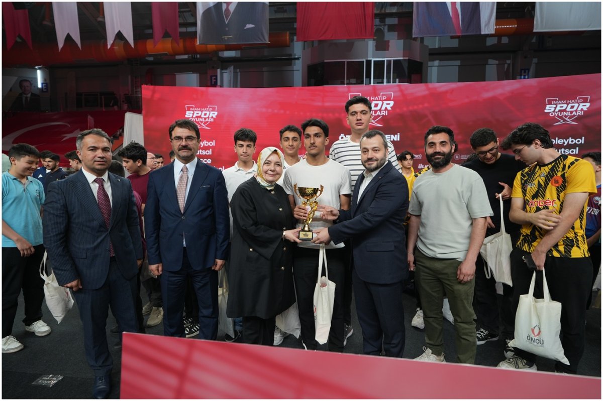 16’ncı İmam Hatip Spor Oyunları’nda ödüller sahibini buldu