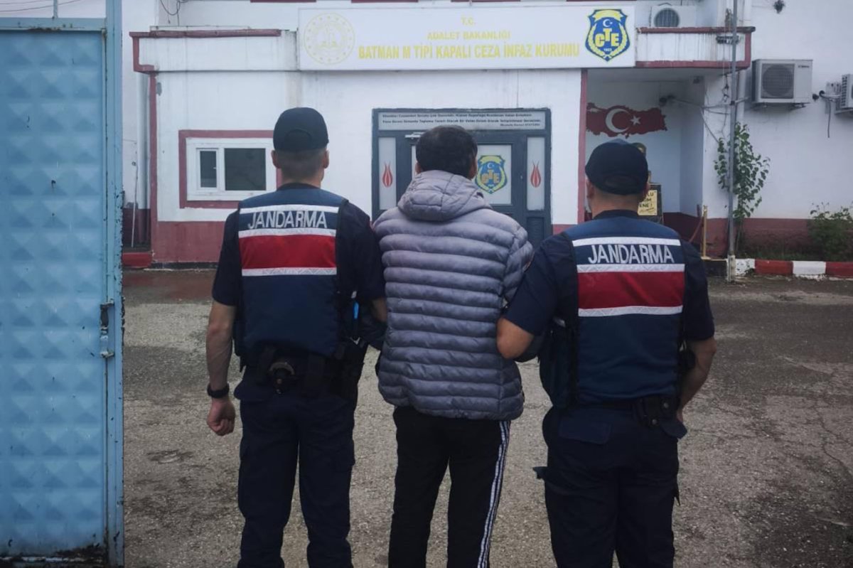 Batman'da hapis cezası bulunan 15 firari yakalandı