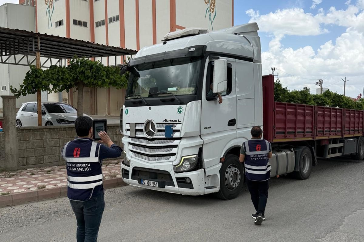 Batman'da 377 iş yerinde vergisel yükümlülük kontrolü yapıldı