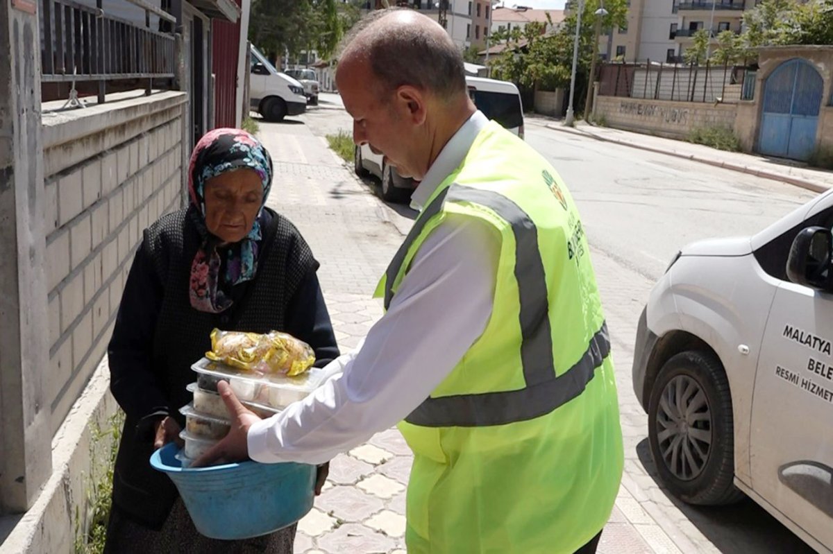 Malatya'da ihtiyaç sahiplerine yemek desteği