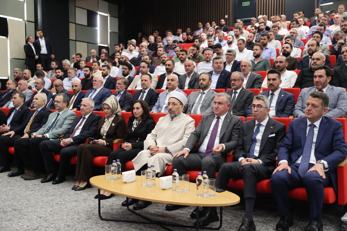 Arpaguş: Gençlerimizin büyük bir medeniyetin mensubu olduklarının farkına varmalarını istiyoruz