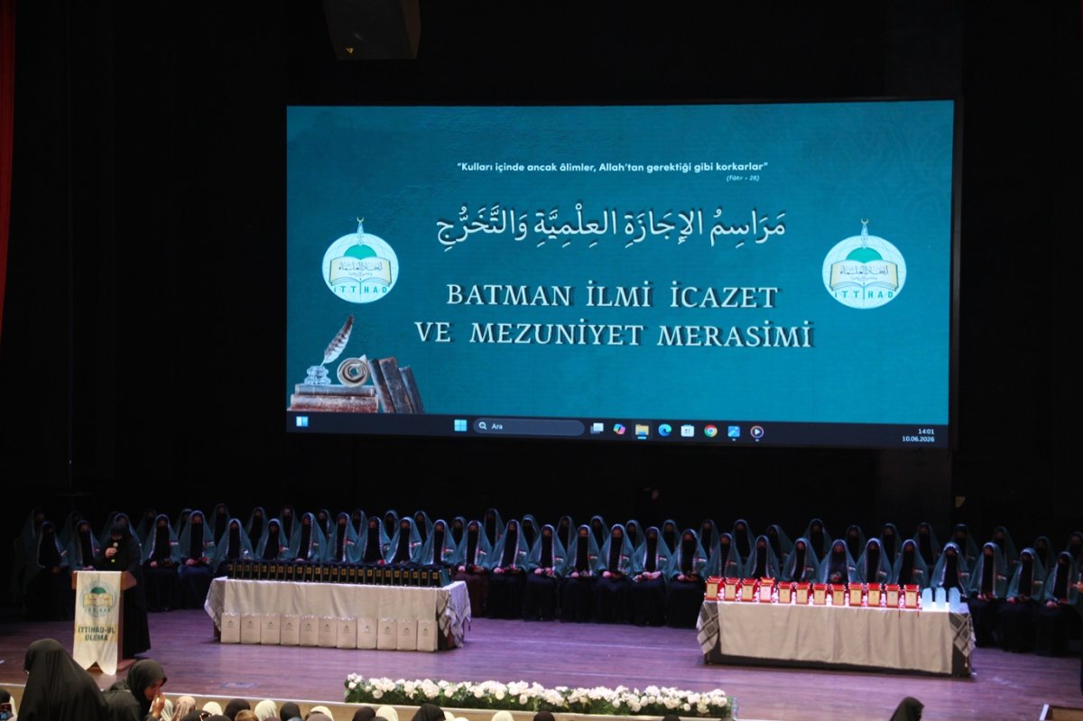 Batman'da 62 kız öğrenci İslami ilimlerde icazet alarak mezun oldu
