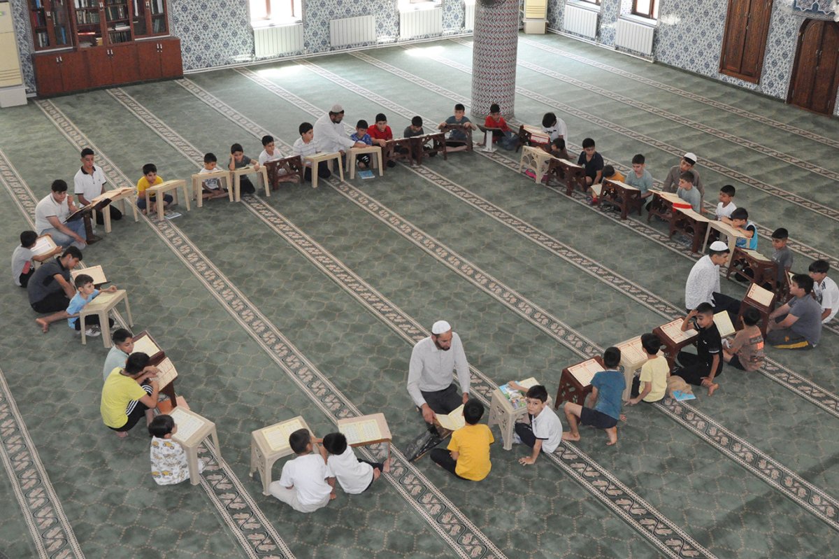 Müftü Durmuş'tan velilere çağrı: Çocuklarınızı Kur'an kurslarına yönlendirin