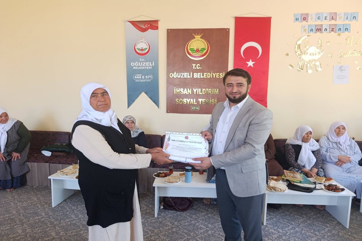 Gaziantep’te kursiyerlere yıl sonu belgesi