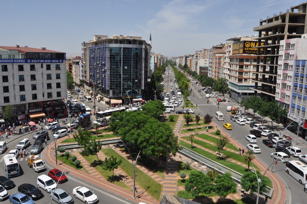 Yaz sıcağında direksiyon başındaki risklere dikkat