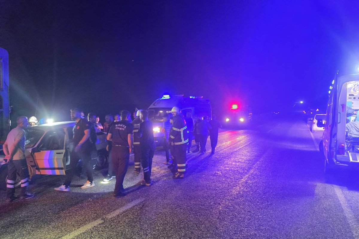 Adıyaman-Samsat yolunda feci kaza: 1 ölü, 1 yaralı
