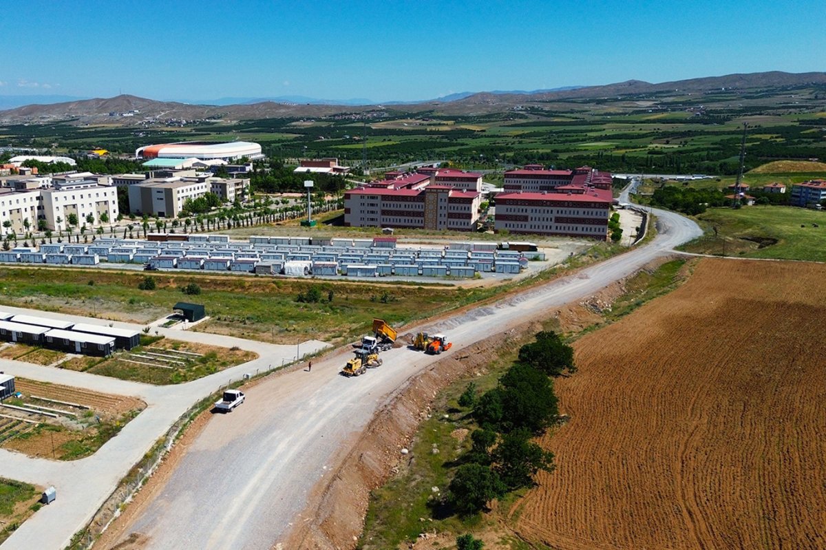 Malatya'da mahalleleri birbirine bağlayacak yol açılıyor