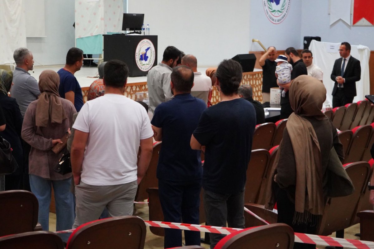 Sağlık-Sen Van Şubesi yeni yönetimini seçiyor