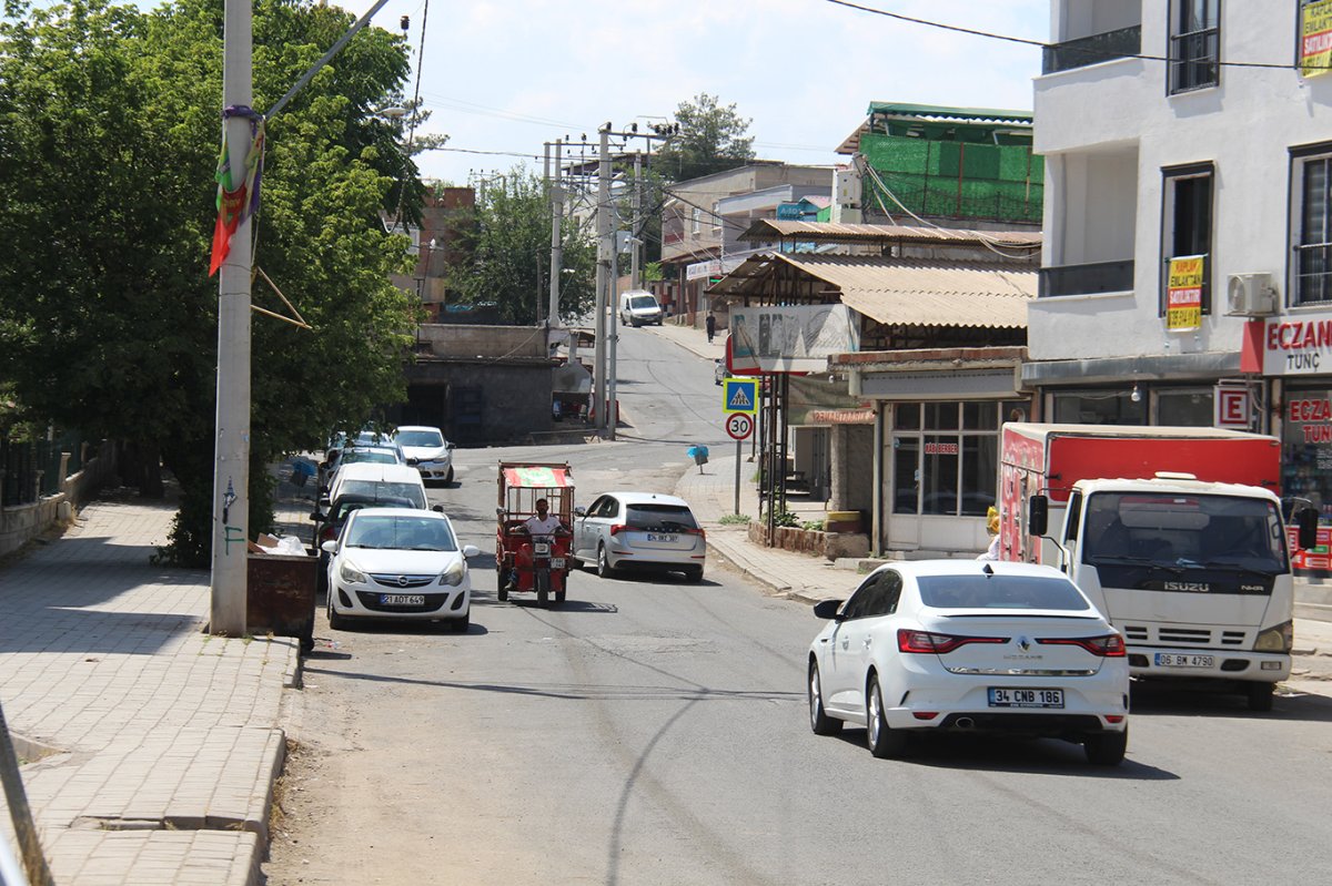 HÜDA PAR Sur İlçe Başkanı Akgül: Bağıvar Mahallesi'nde biriken sorunlar çözüm bekliyor