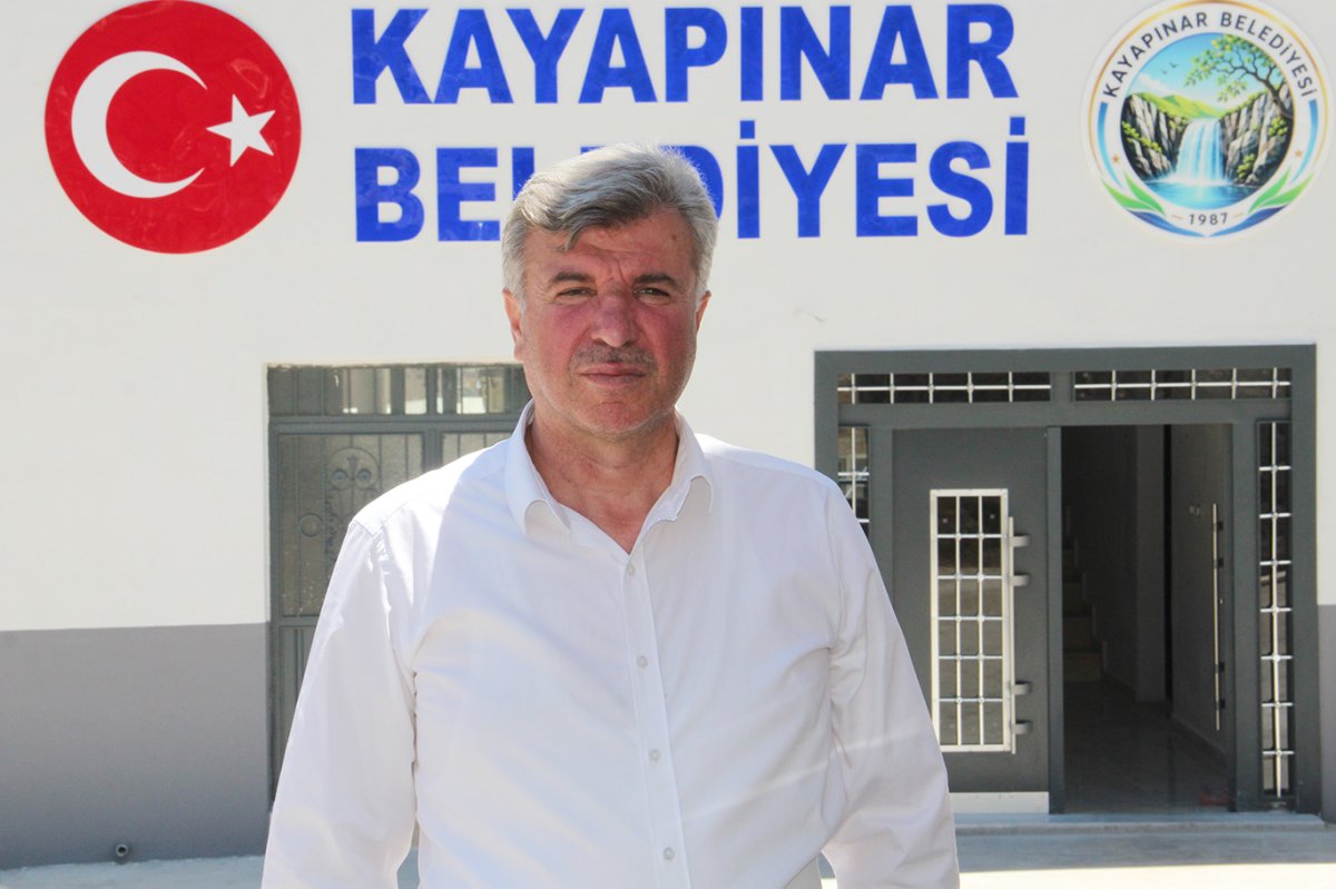 HÜDA PAR'lı Belediye Başkanı Özhan: Belediye binası makamın değil, halkın hizmet yeridir