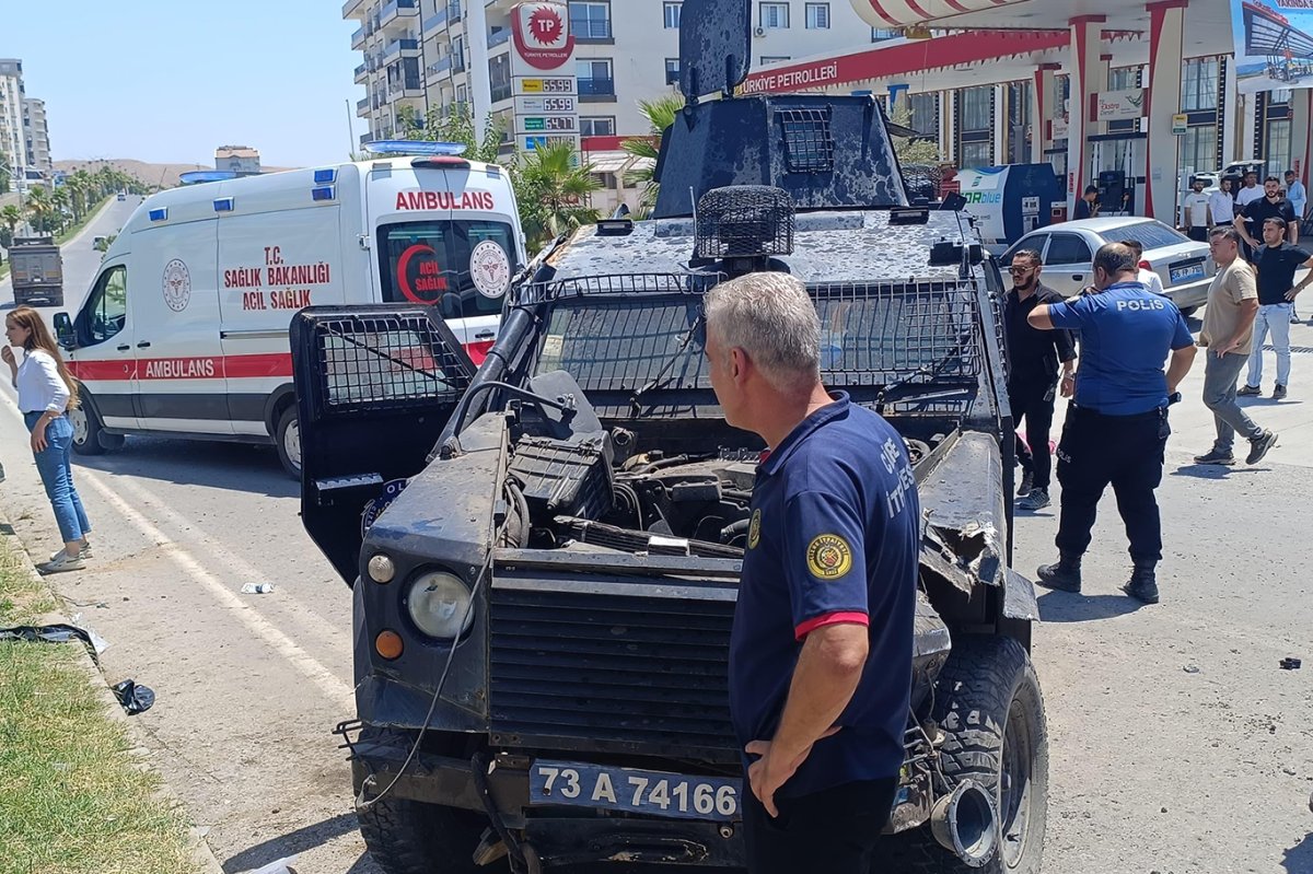 Cizre’de zırhlı araç takla attı, 2 polis memuru yaralandı