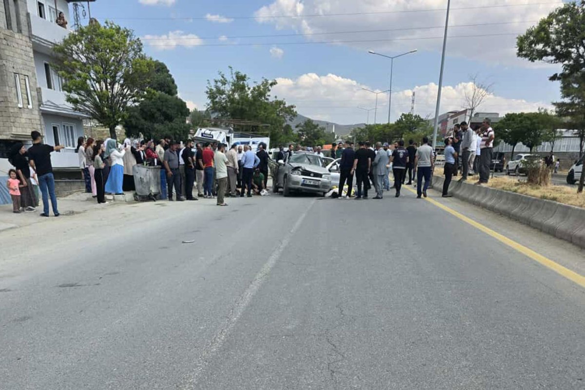 Van’da feci kaza: 1 ölü, 4 yaralı