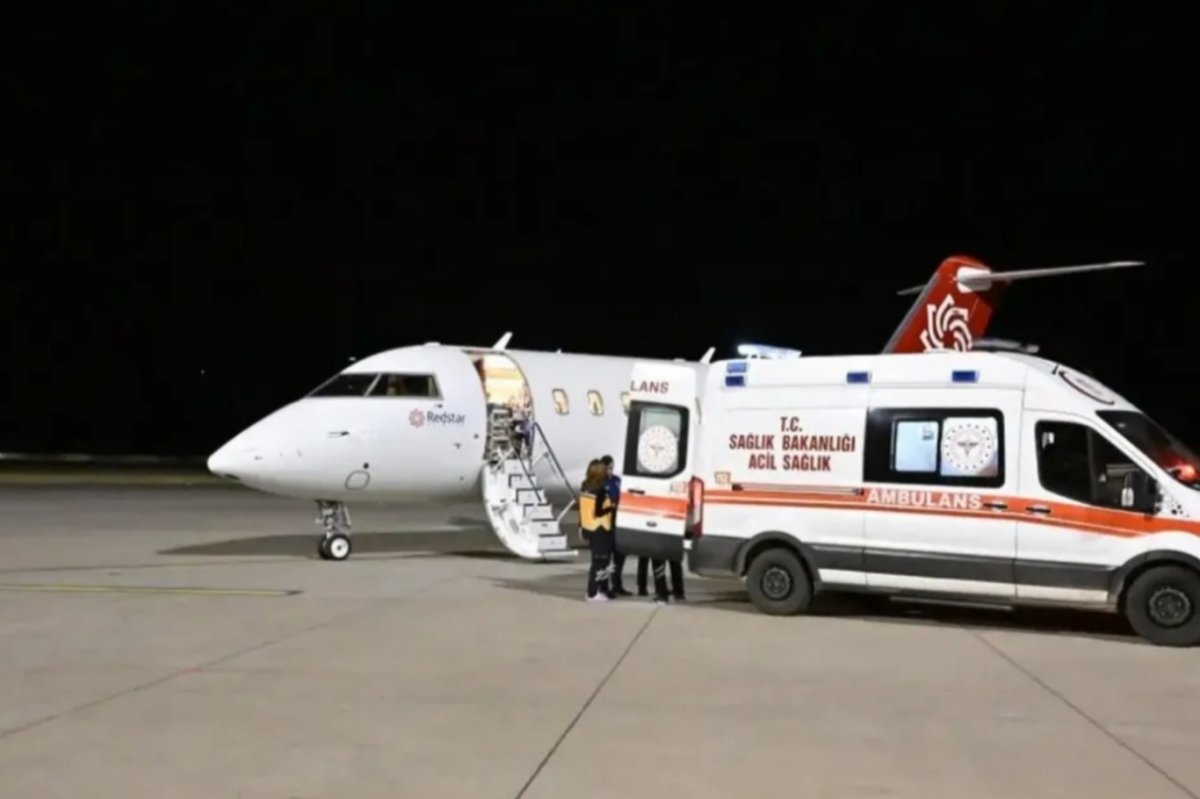 Şırnak'ta 4 aylık bebek ambulans uçakla İstanbul'a nakledildi