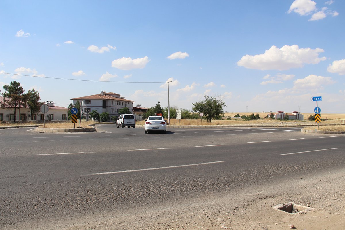 HÜDA PAR Sur İlçe Başkanı Akgül: Diyarbakır-Silvan yolunun genişletilmesi zorunluluk haline geldi