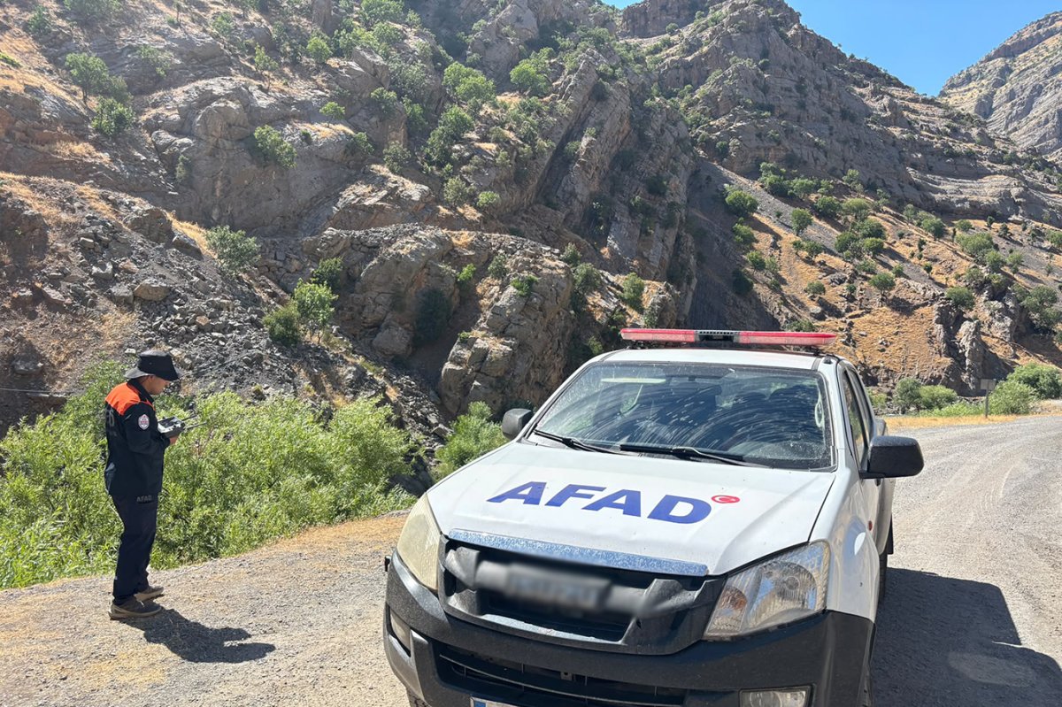 Habur-2 Çayı'nda kaybolan genci arama çalışmaları sınır ötesine taşındı