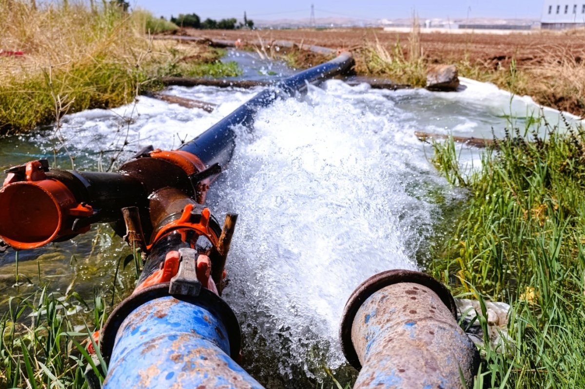 Kaçak elektrikle tarımsal sulama enerji arzını tehdit ediyor