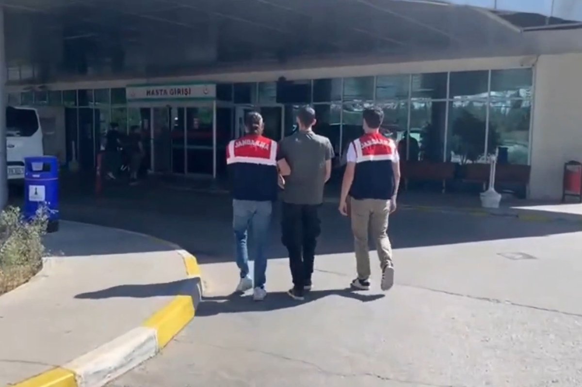 Bursa'da FETÖ operasyonunda 5 şüpheli yakalandı