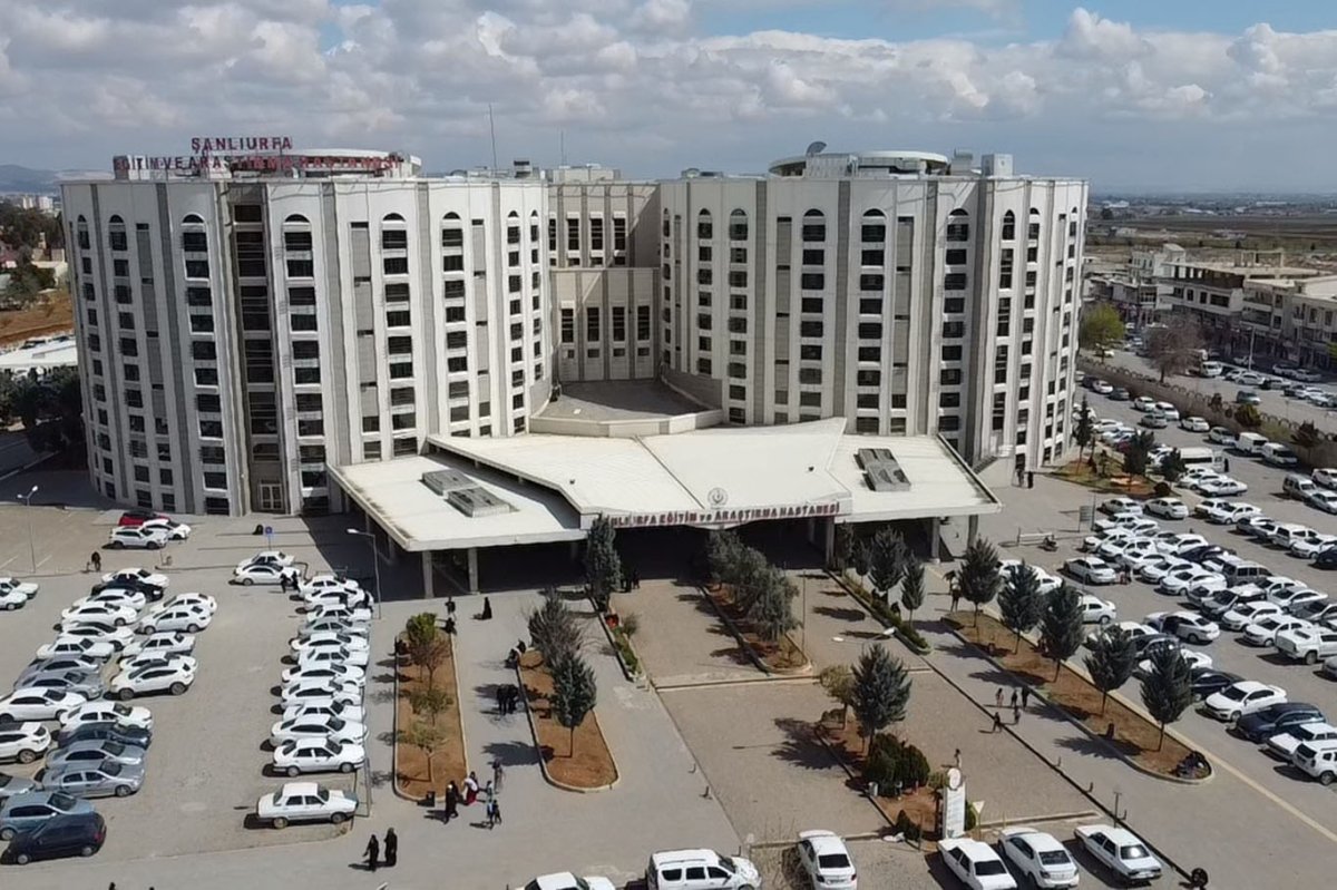Şanlıurfa'da 12 saat süren zorlu ameliyatla görme sinirine baskı yapan tümör çıkarıldı