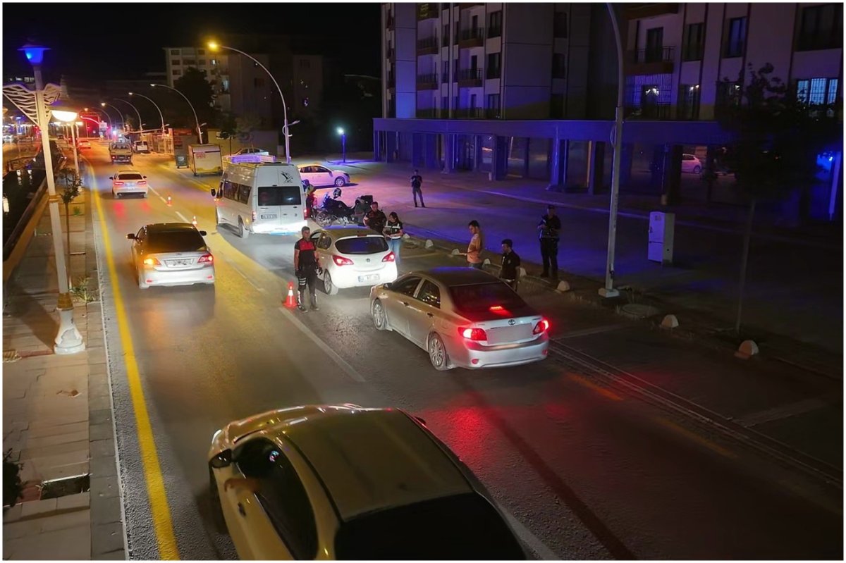 Malatya'da 13 ilçede eş zamanlı "Huzur 44" uygulaması