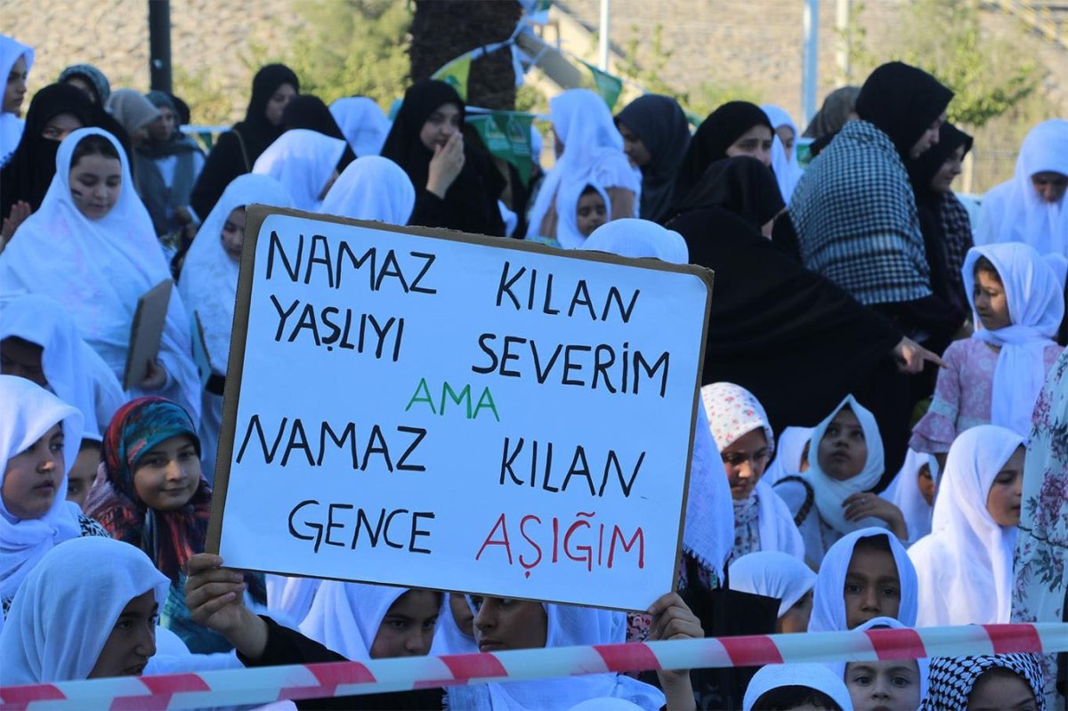 Şanlıurfa'da yüzlerce çocuk namazla buluşacak