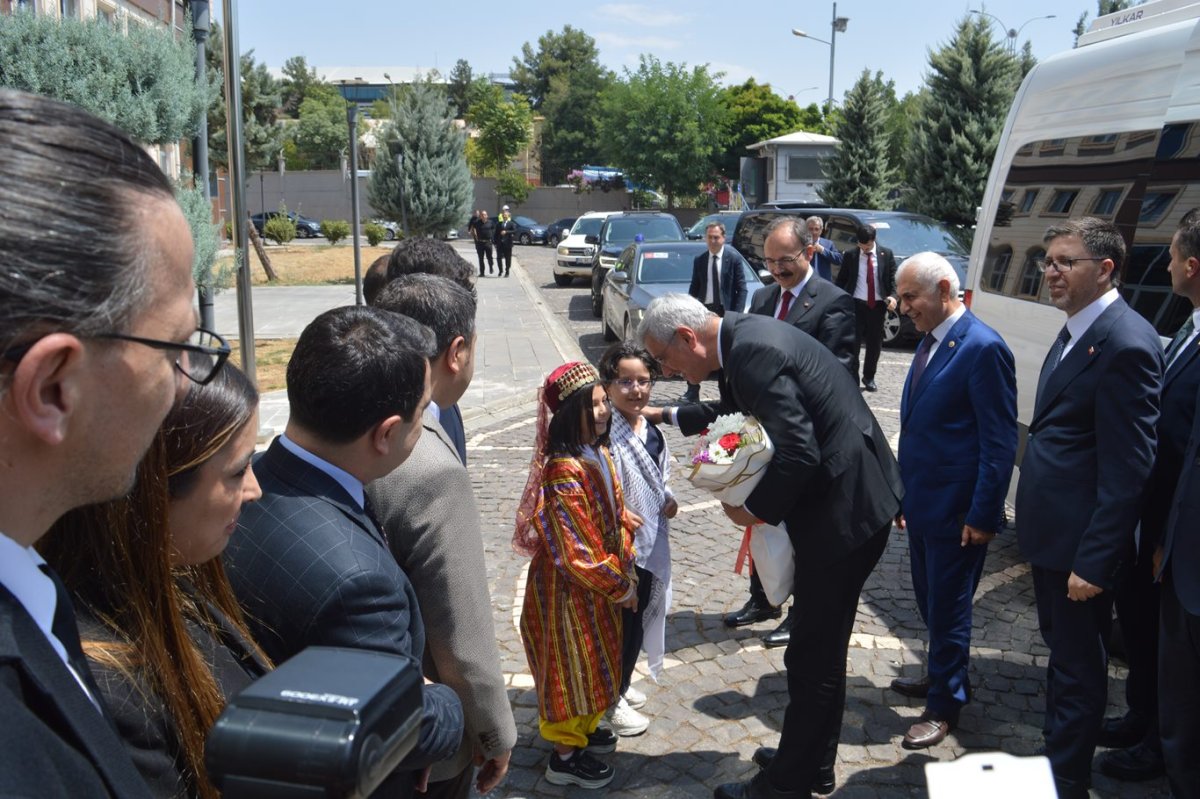 Sağlık Bakanı Memişoğlu: Türkiye sağlıkta üretim ve teknolojide örnek ülke olma yolunda