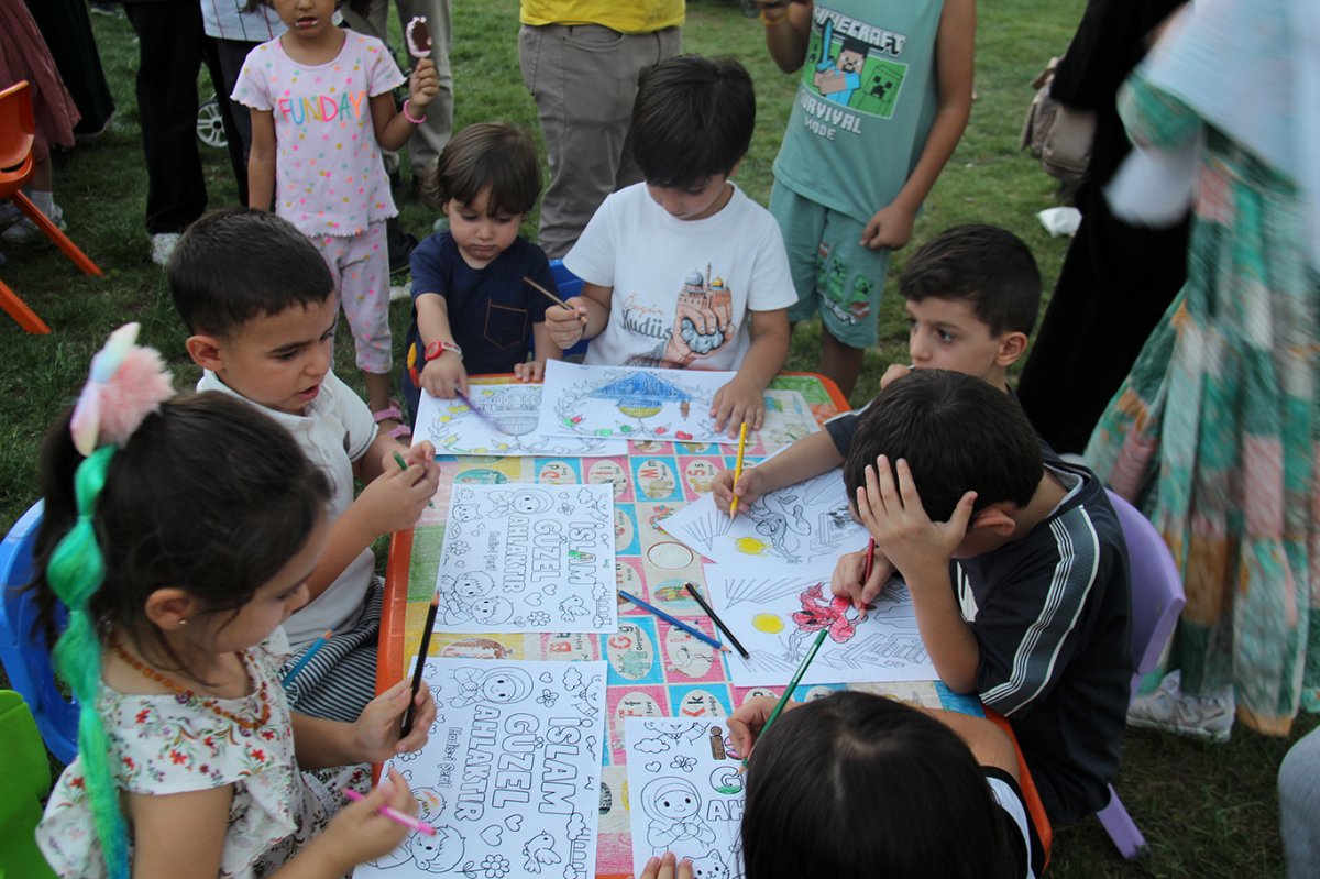 Davet ve Gençlik Hareketi Kayapınar'da park etkinliği düzenledi
