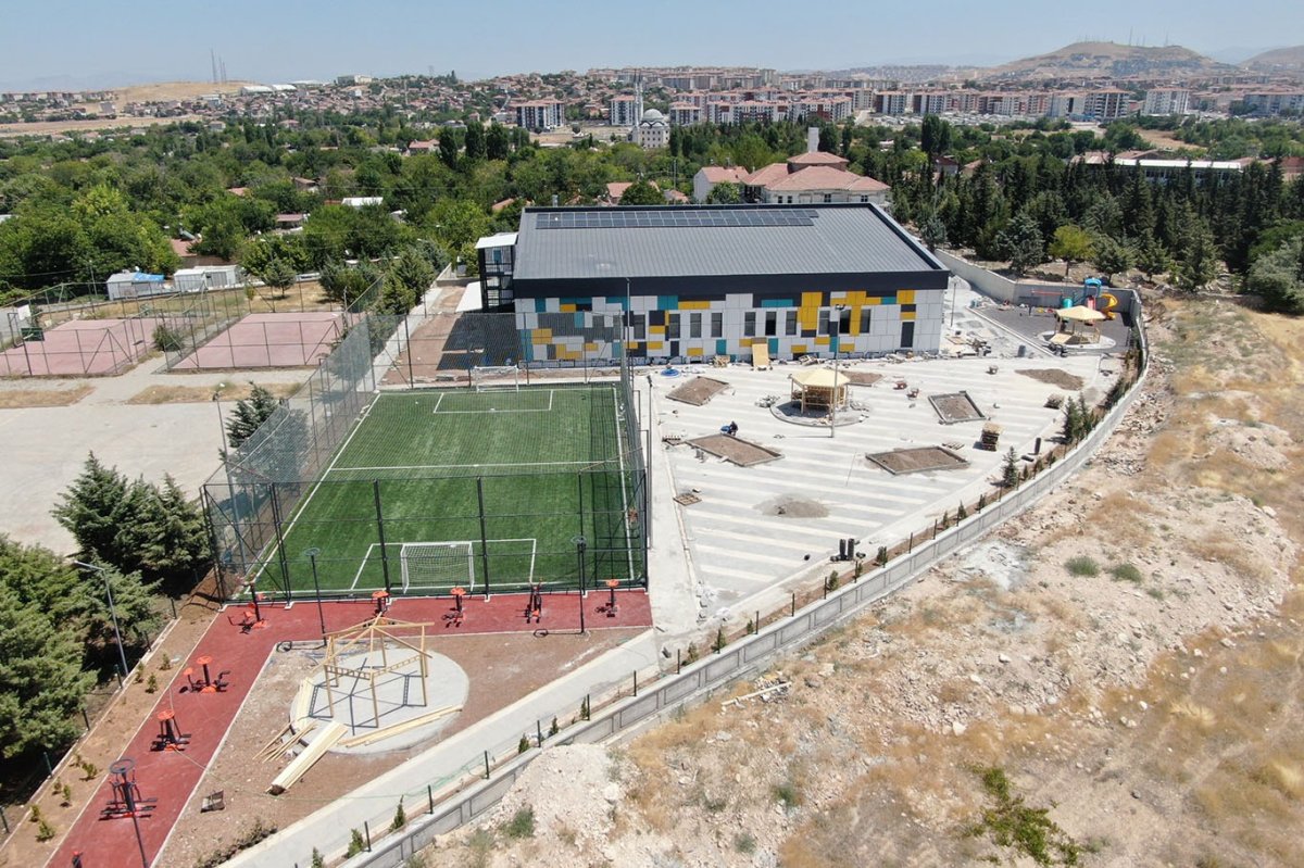 Büyükşehir Belediye Başkanı Er: Gençlerimize yatırım, geleceğimize yatırımdır