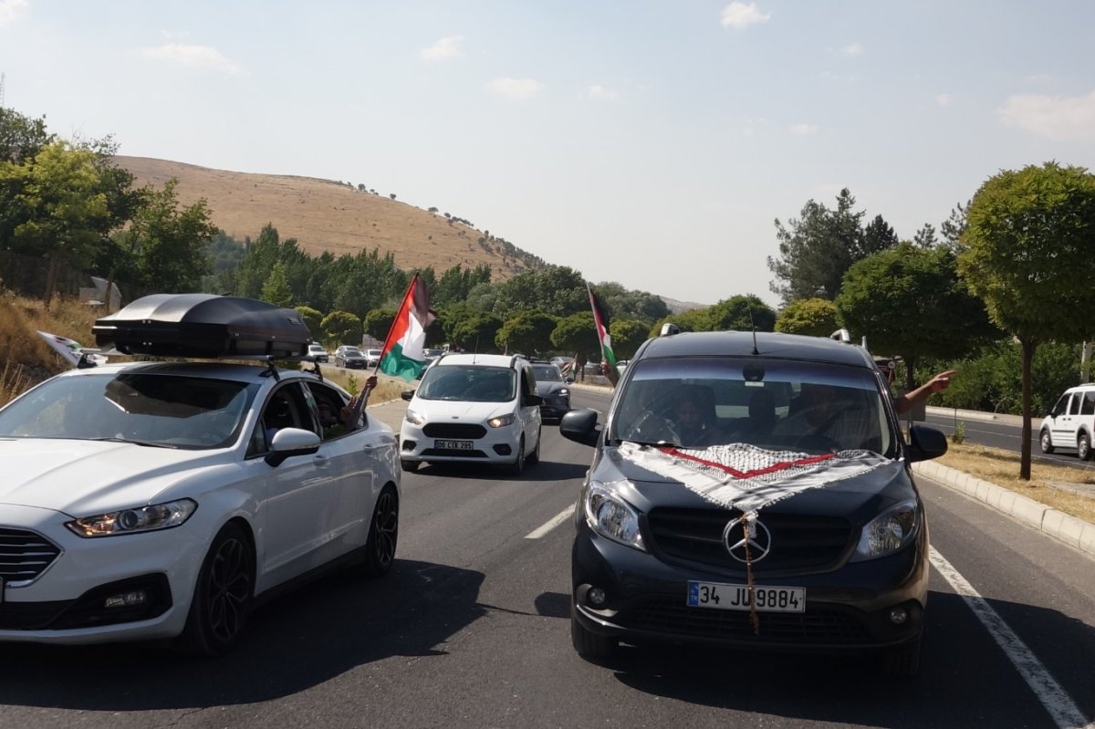 Gazze’ye umut olacak Uluslararası Filistin Konvoyu Mardin’de coşkuyla karşılandı