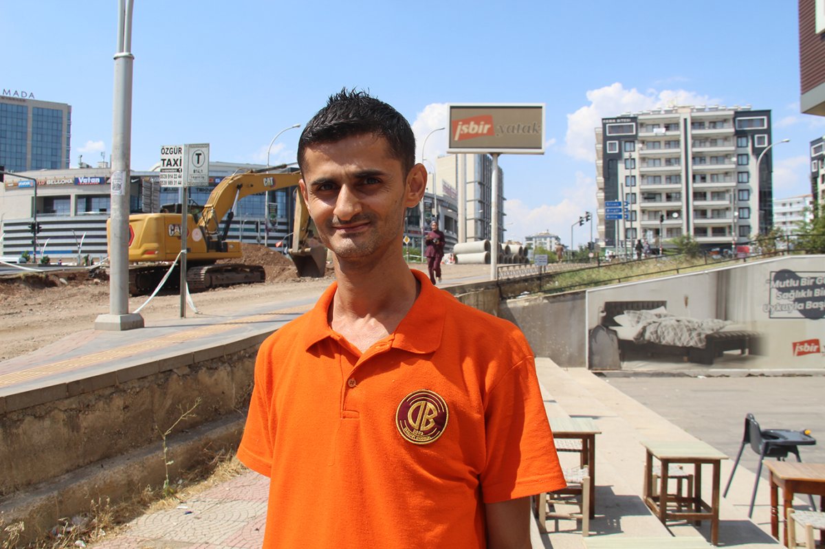 Altyapı çalışması uzadı, esnafın işleri durma noktasına geldi